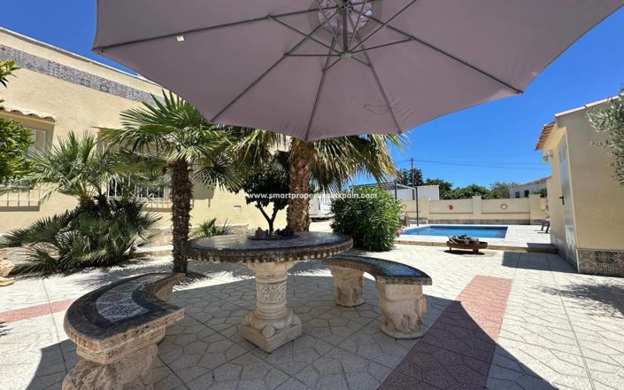 Image No.44-3 Bed Villa for sale