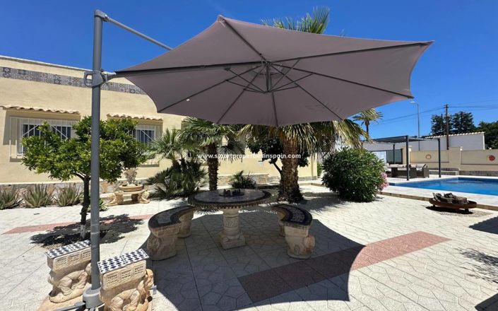 Image No.45-3 Bed Villa for sale