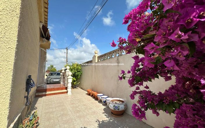 Image No.27-2 Bed Villa for sale