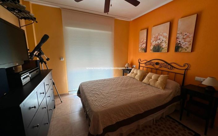 Image No.21-3 Bed Property for sale