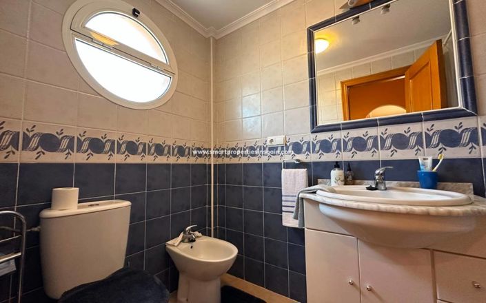 Image No.4-3 Bed Property for sale