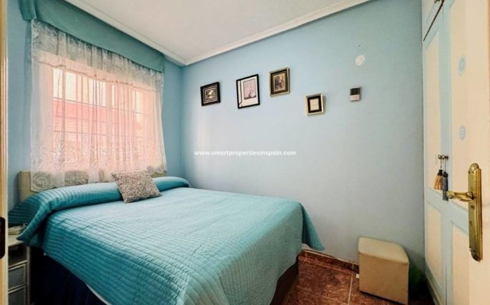 Image No.4-2 Bed Apartment for sale