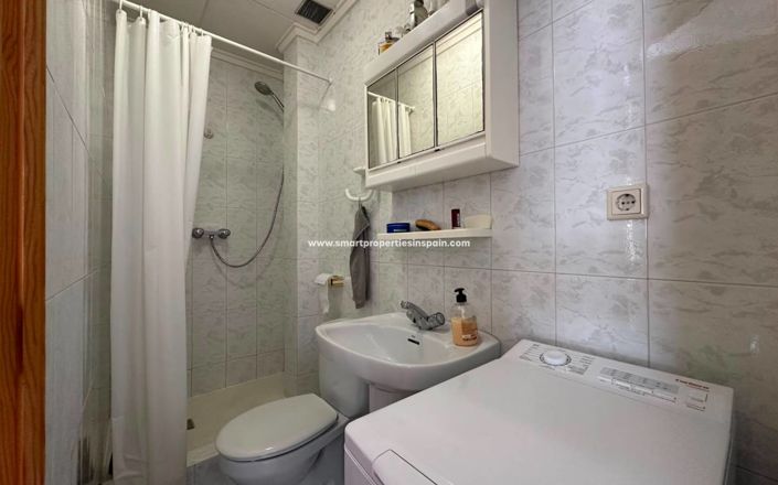 Image No.14-2 Bed Townhouse for sale