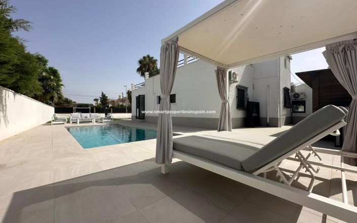 Image No.28-3 Bed Villa for sale