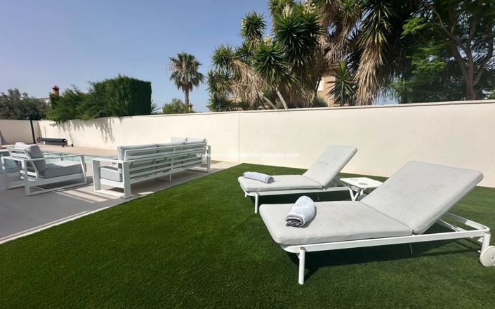 Image No.35-3 Bed Villa for sale