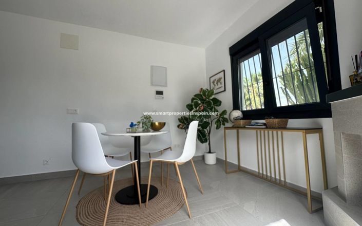 Image No.6-3 Bed Villa for sale
