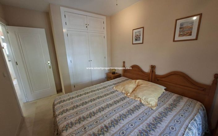 Image No.8-2 Bed Bungalow for sale