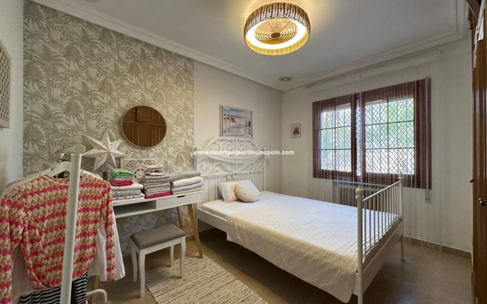 Image No.39-7 Bed Country House for sale