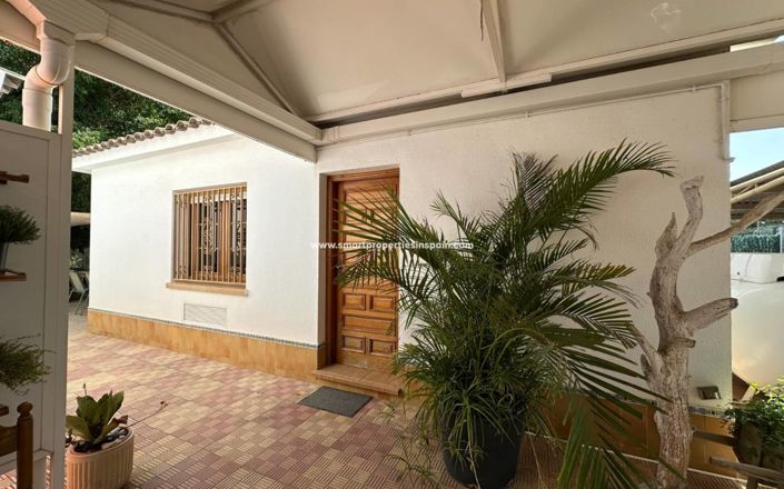 Image No.41-7 Bed Country House for sale
