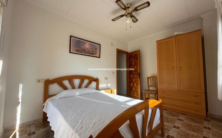 Image No.13-4 Bed Townhouse for sale