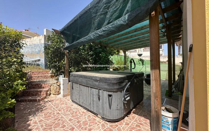 Image No.27-3 Bed Villa for sale