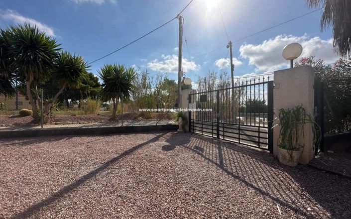 Image No.37-3 Bed Country House for sale
