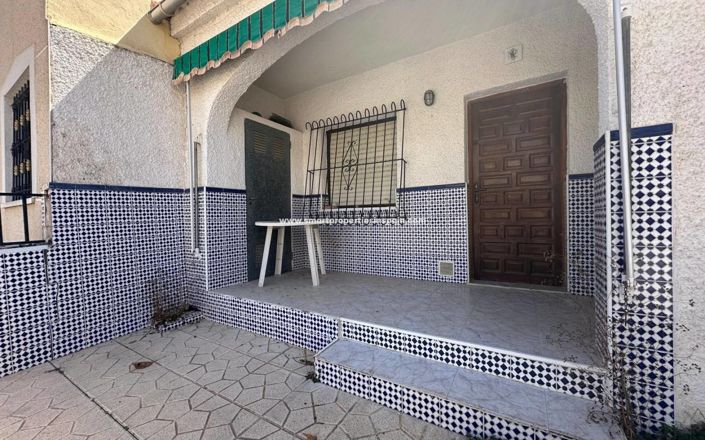 Image No.4-3 Bed Townhouse for sale