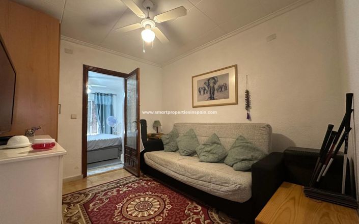 Image No.17-3 Bed Townhouse for sale