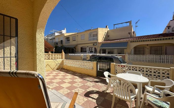 Image No.24-3 Bed Townhouse for sale