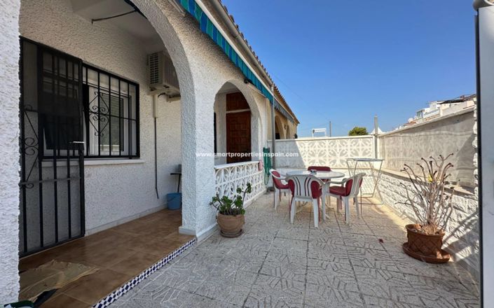 Image No.22-2 Bed Townhouse for sale