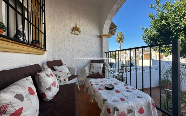 Image No.25-3 Bed Property for sale
