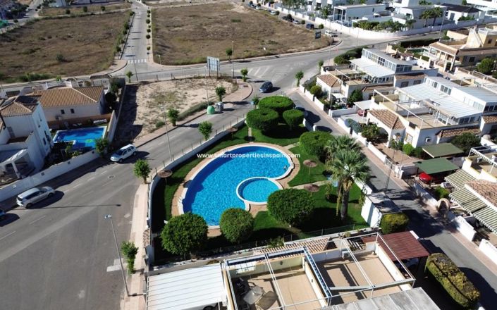 Image No.31-3 Bed Property for sale