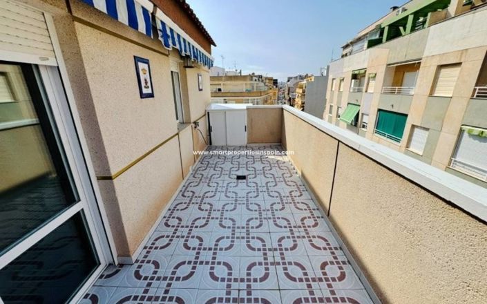 Image No.15-2 Bed Apartment for sale