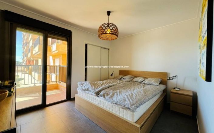 Image No.17-3 Bed Apartment for sale