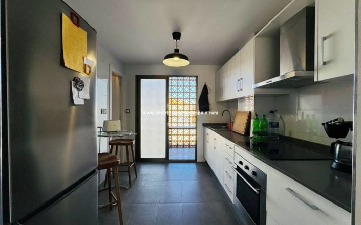 Image No.7-3 Bed Apartment for sale