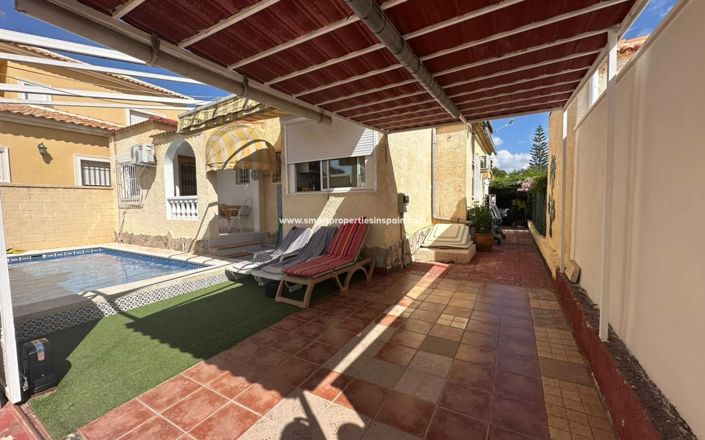 Image No.20-2 Bed Villa for sale