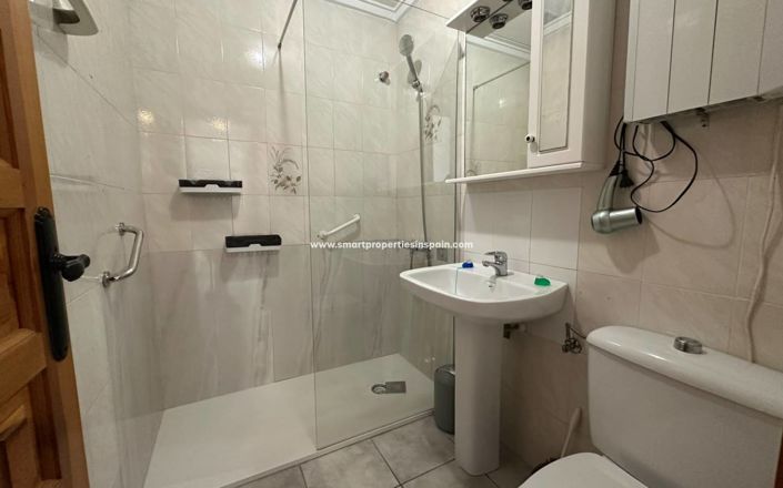 Image No.13-2 Bed Townhouse for sale