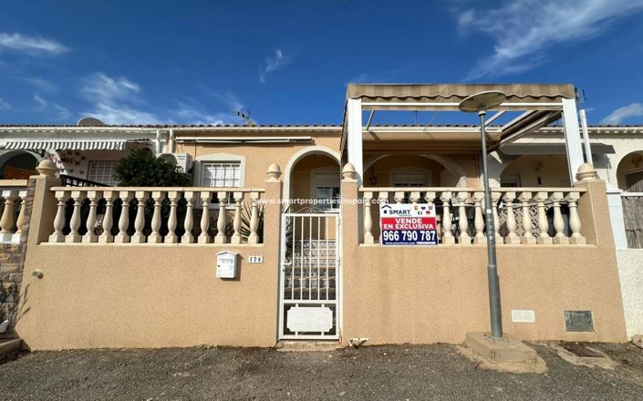 Image No.19-2 Bed Townhouse for sale