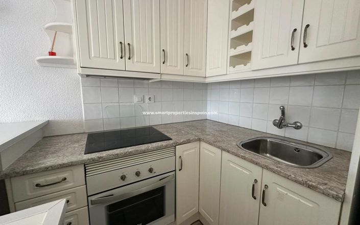 Image No.8-2 Bed Townhouse for sale