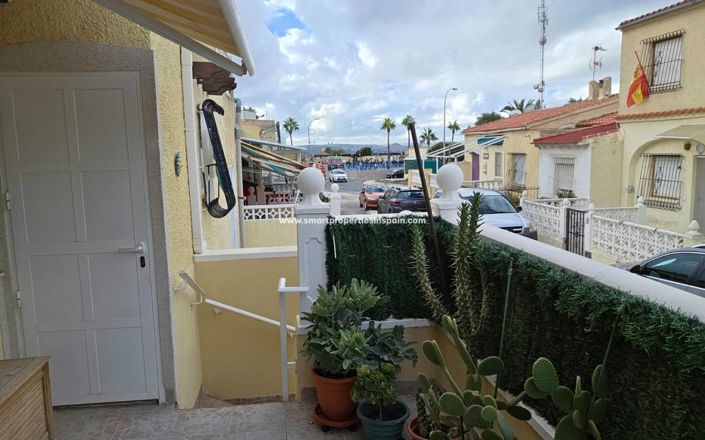 Image No.11-3 Bed Townhouse for sale