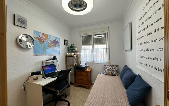 Image No.24-3 Bed Townhouse for sale