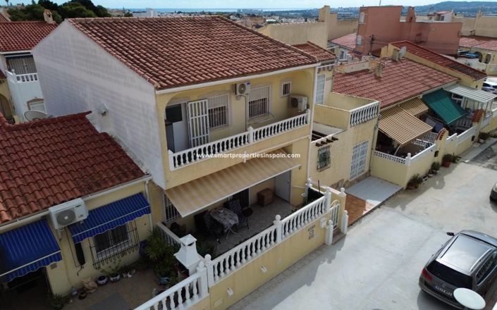 Image No.34-3 Bed Townhouse for sale
