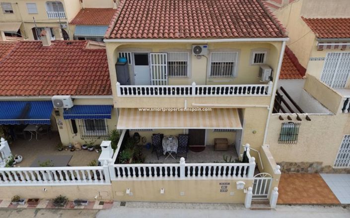 Image No.35-3 Bed Townhouse for sale