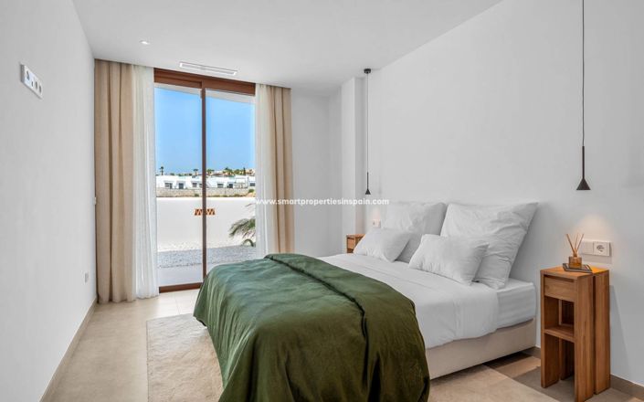 Image No.17-4 Bed Villa for sale