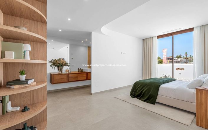 Image No.21-4 Bed Villa for sale