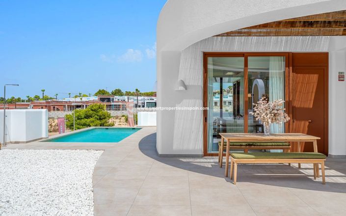 Image No.28-4 Bed Villa for sale