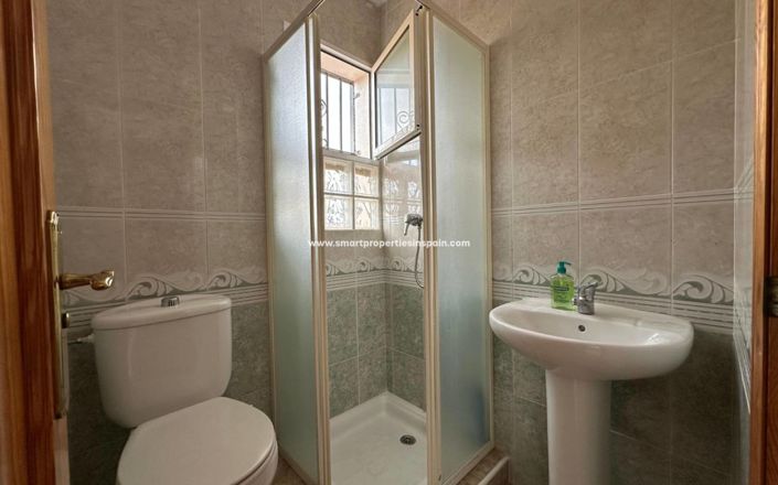 Image No.22-3 Bed Villa for sale