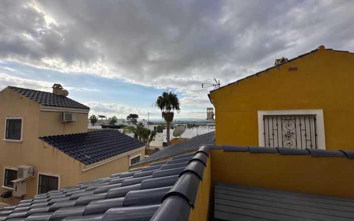 Image No.24-3 Bed Villa for sale