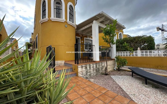 Image No.4-3 Bed Villa for sale