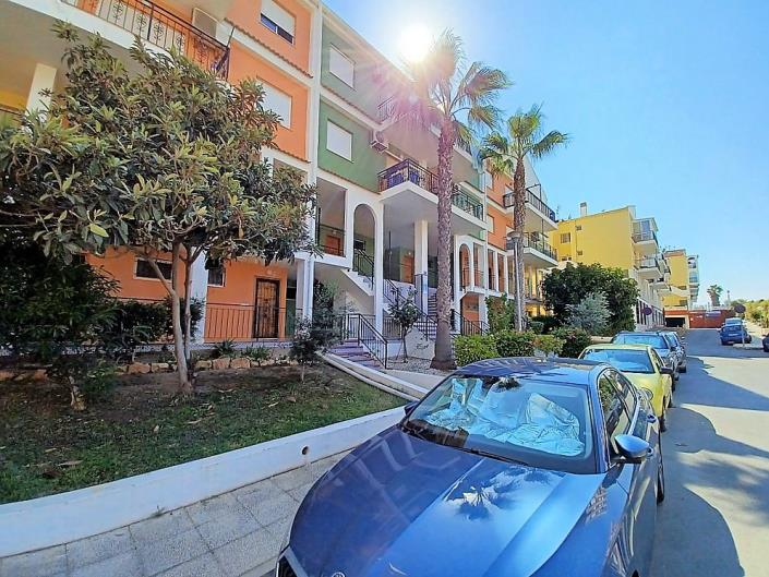 Image No.1-Appartement de 2 chambres à vendre à Torrevieja