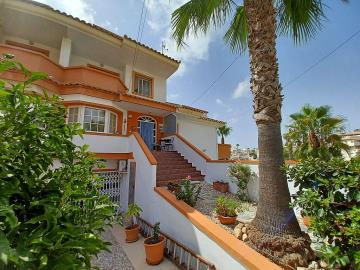 Maison de ville de 3 chambres à vendre à Villamartin