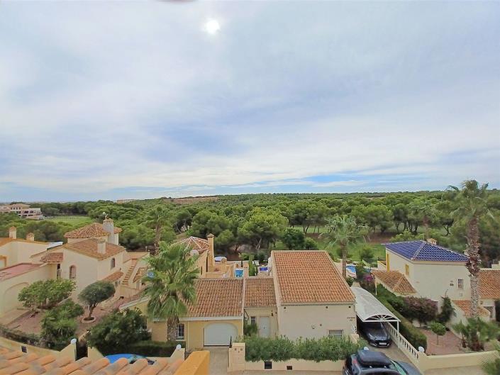 Image No.32-4 Bed Villa / Detached for sale