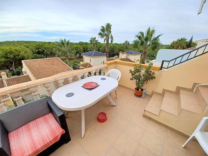 Image No.29-4 Bed Villa / Detached for sale