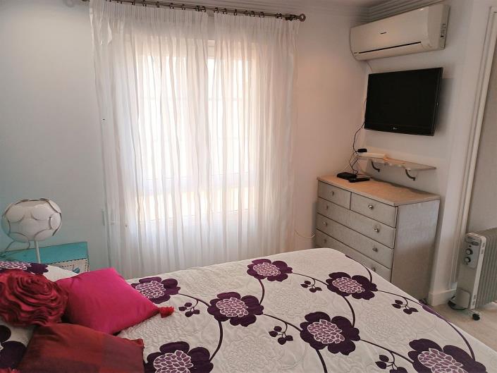 Image No.19-4 Bed Villa / Detached for sale