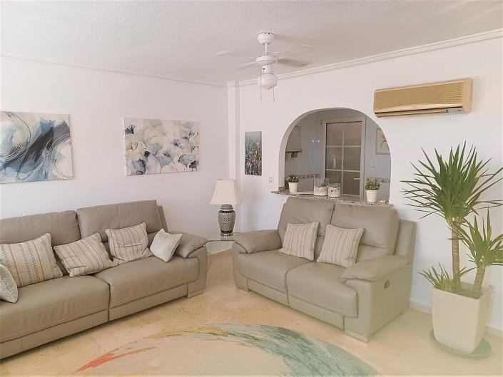 Image No.4-3 Bed House for sale