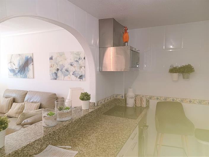 Image No.6-3 Bed House for sale