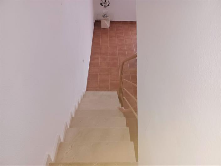 Image No.10-3 Bed House for sale