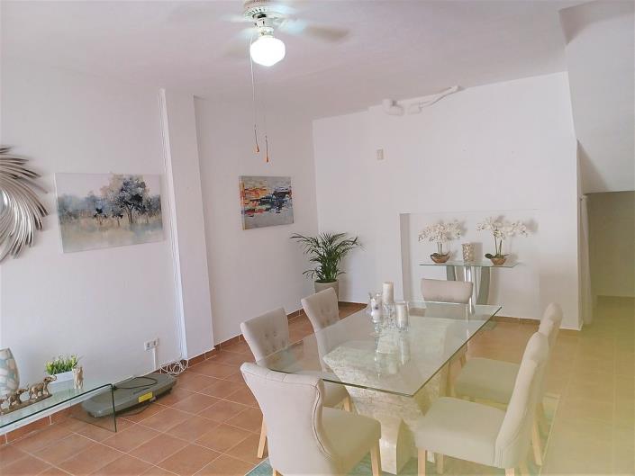 Image No.12-3 Bed House for sale