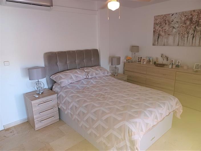 Image No.16-3 Bed House for sale