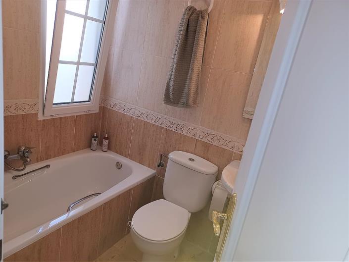 Image No.29-3 Bed House for sale